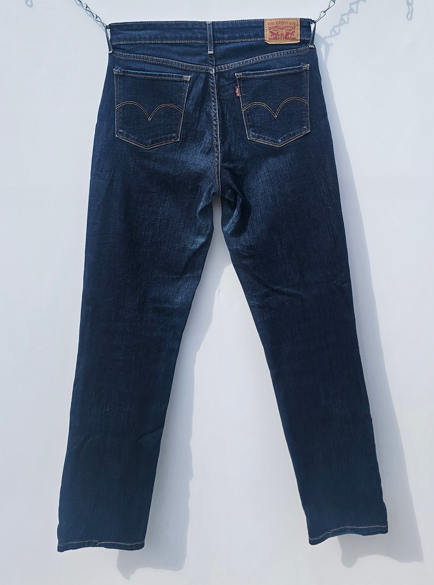 Levi’s 712 Slim Women’s Jeans – Size 10