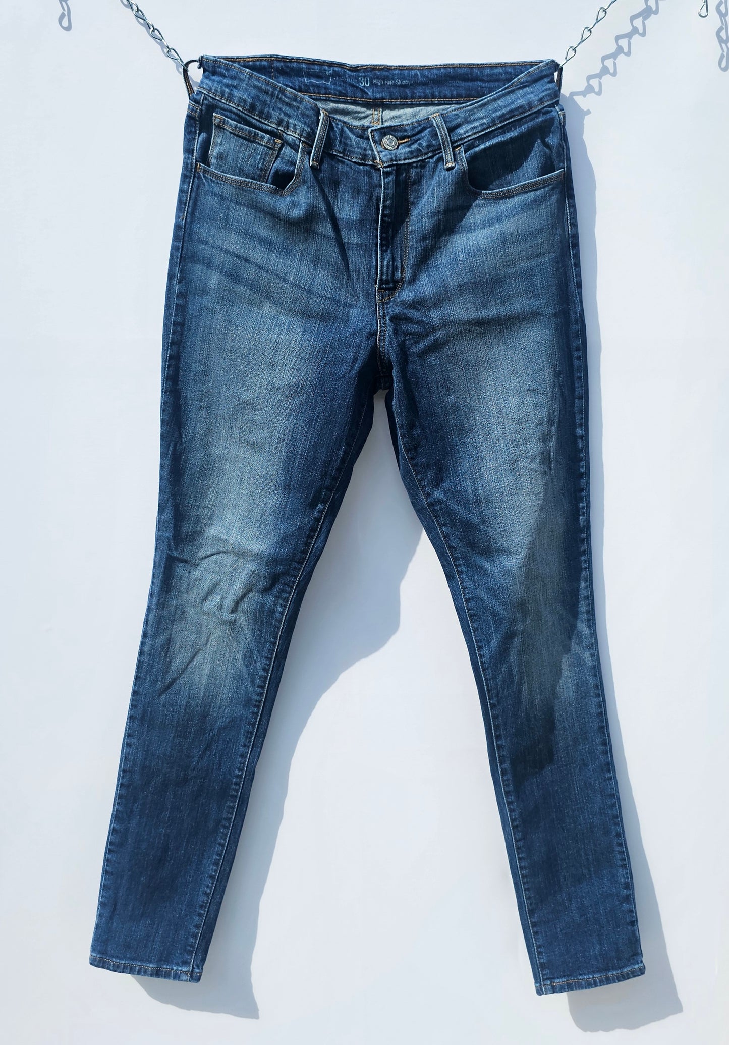 Levi’s High Rise Skinny Jeans – Women’s Size 12 (W30 L32)
