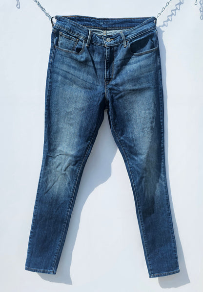 Levi’s High Rise Skinny Jeans – Women’s Size 12 (W30 L32)