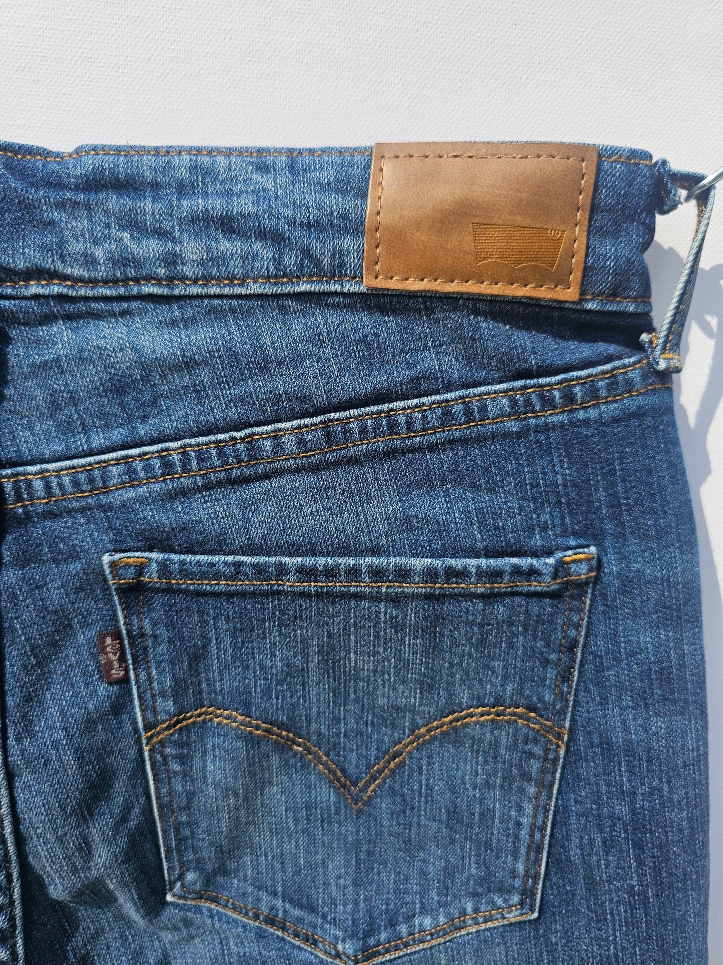 Levi’s High Rise Skinny Jeans – Women’s Size 12 (W30 L32)